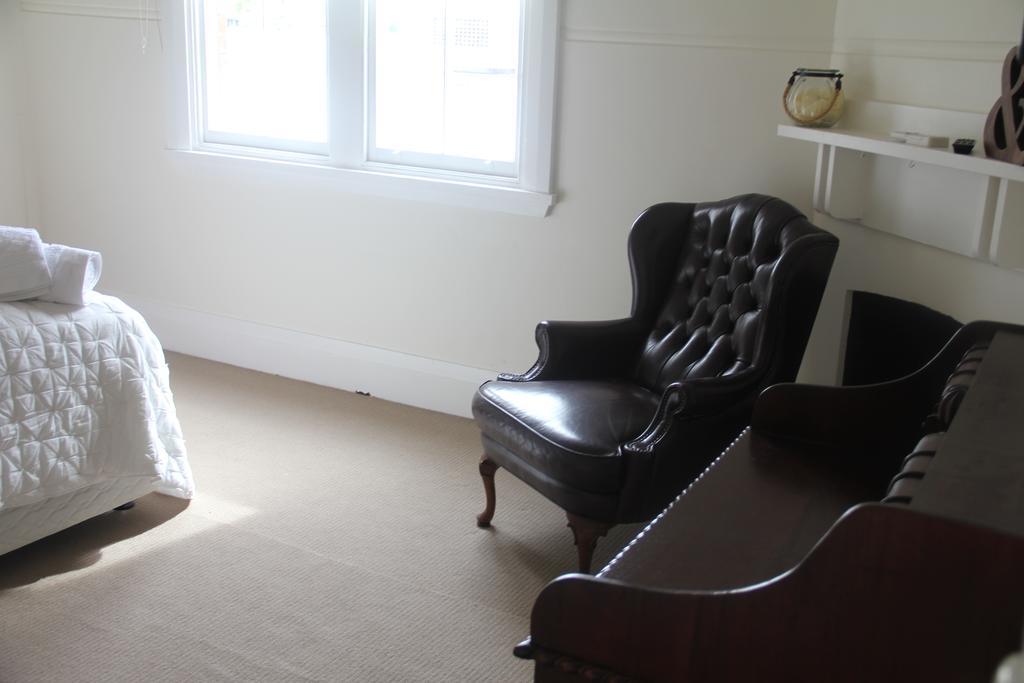 ويست وايالونج Mentor Chambers Apartment Bed & Breakfast الغرفة الصورة