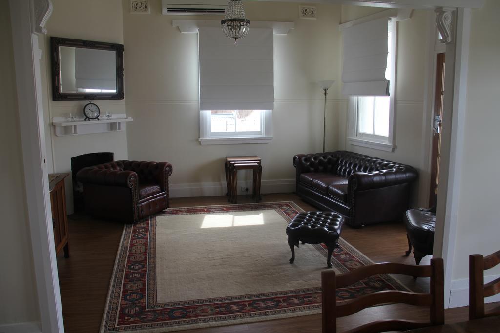 ويست وايالونج Mentor Chambers Apartment Bed & Breakfast المظهر الخارجي الصورة